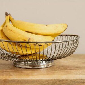 Vintage 1960s Silverplated Wire Bread Basket/Fruit Bowl Mid Century Modern MCM